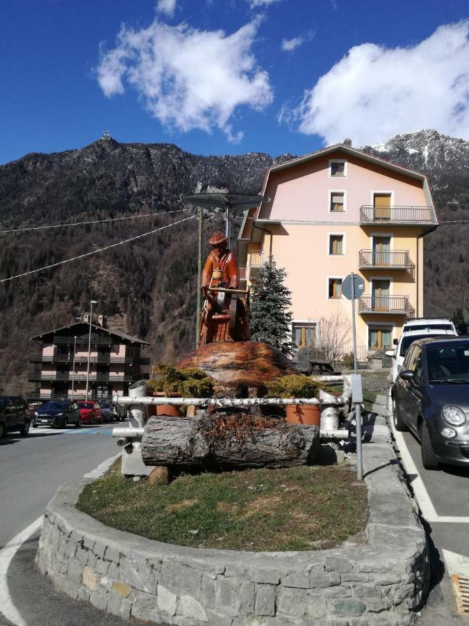 Giuly Apartment Caspoggio
